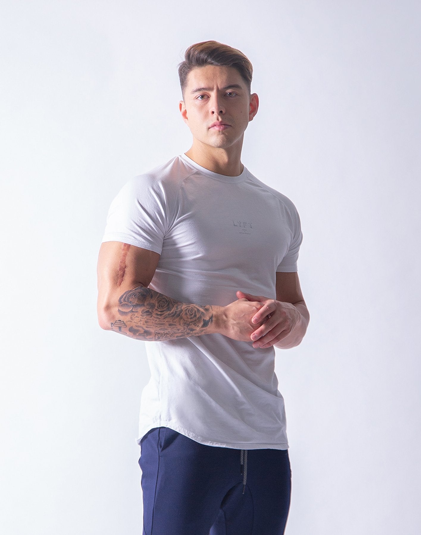 High Quality Men Tshirt High Elasticity Professional GYM Fitness O-Neck Mens T Shirts Slim Fit  Curved Hemline Raglan Sleeve 3XL